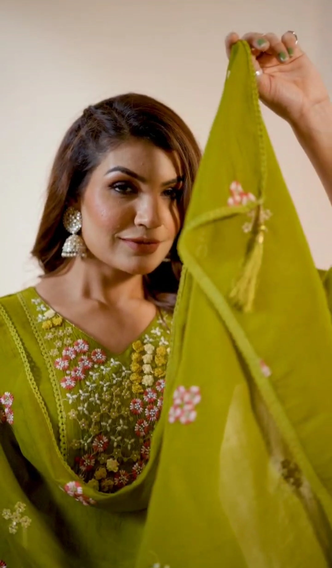 Olive Green Embroidered Kurta Set with Dupatta – Chic Festive Elegance