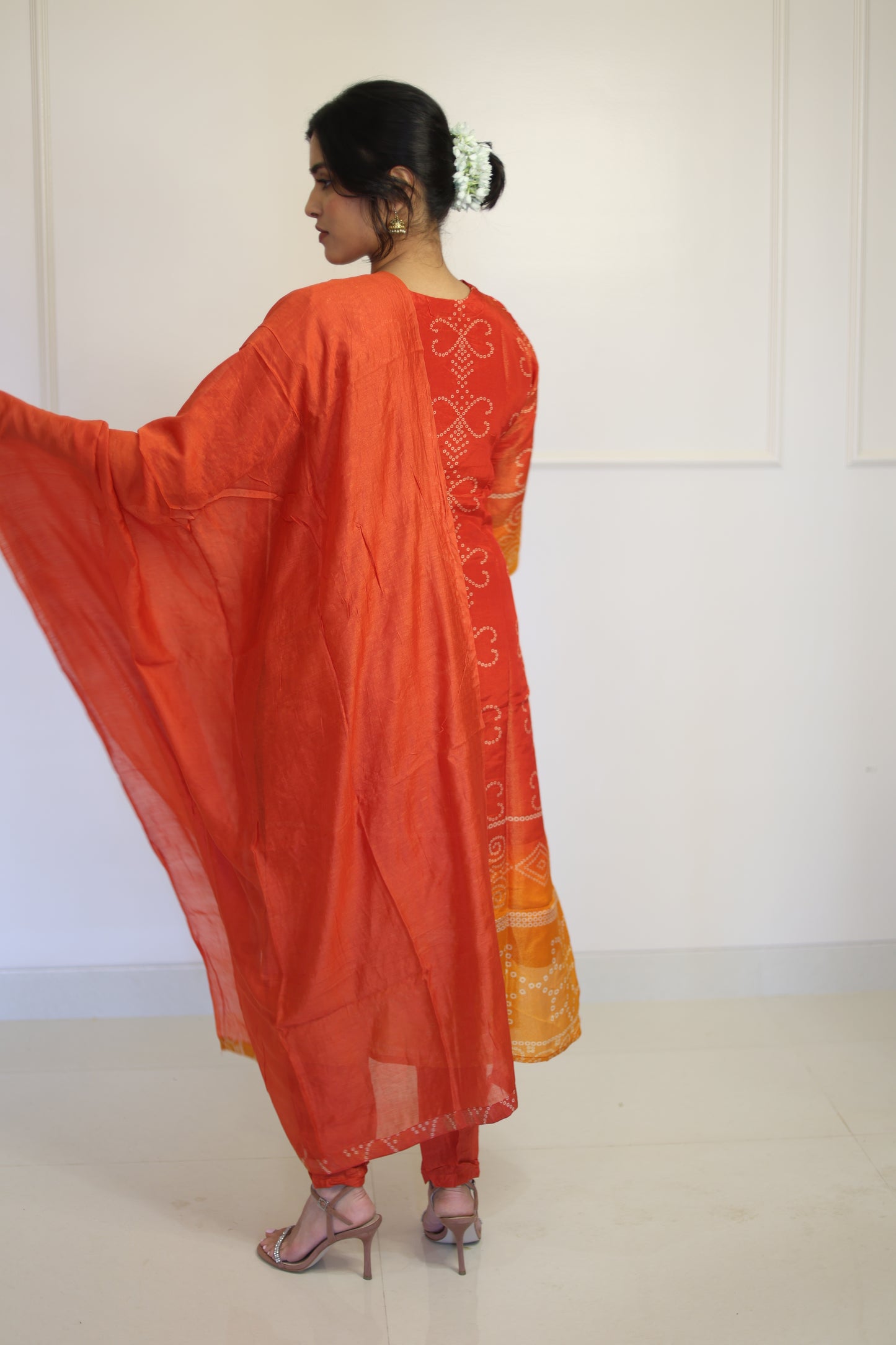 Sunset Ombre Bandhani Kurta Set with Dupatta – Plus Size Friendly