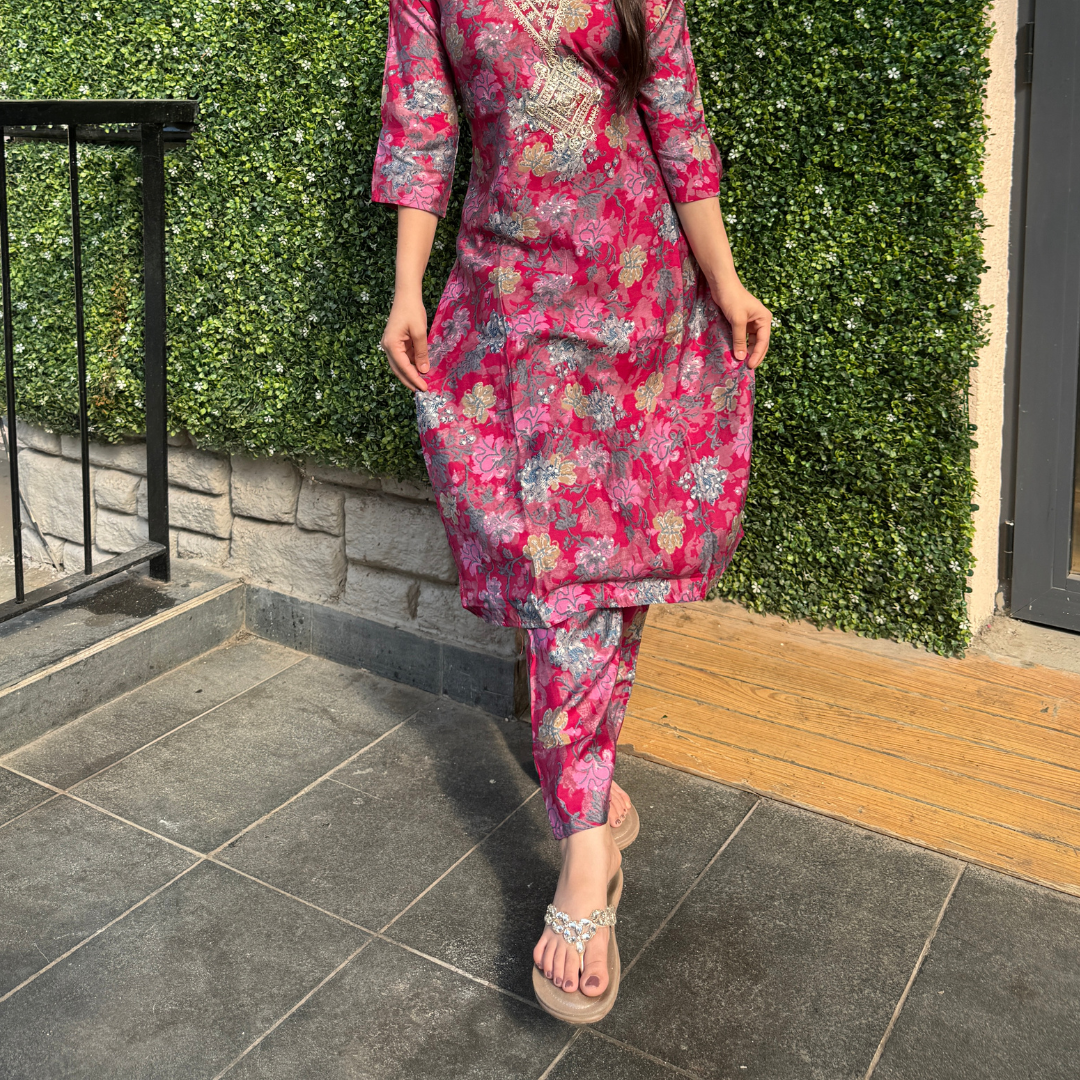 Elegant Floral Magenta Kurta Set with Embroidered Neckline