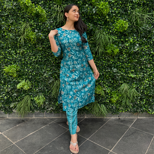 Teal Floral Printed Straight Kurta Set with Pants – Everyday Elegance