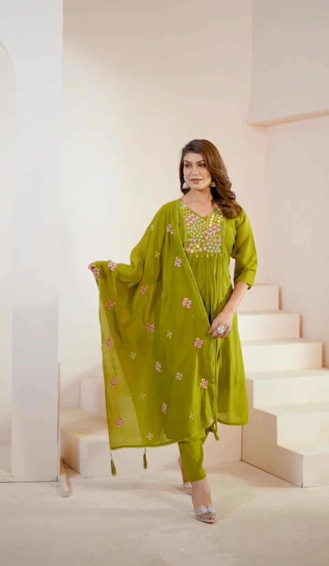 Olive Green Embroidered Kurta Set with Dupatta – Chic Festive Elegance