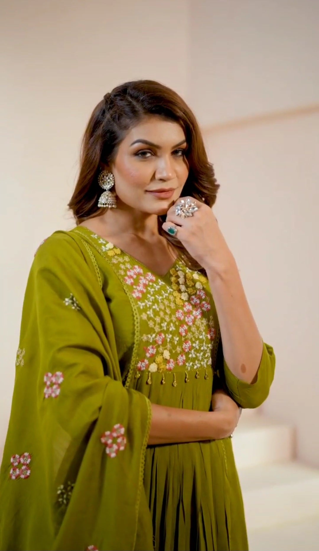 Olive Green Embroidered Kurta Set with Dupatta – Chic Festive Elegance